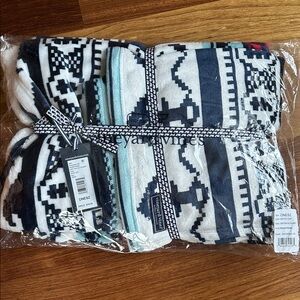 Vineyard Vines Fair Isle Throw Blanket